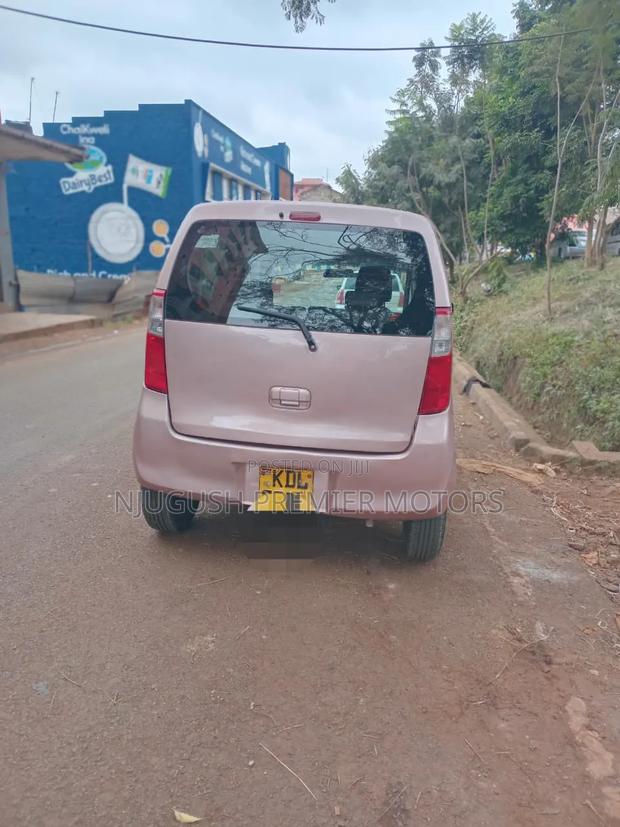 Suzuki Wagon R 2015 Pink