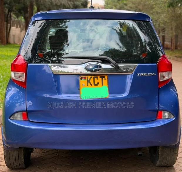 Subaru Trezia 2011 Blue
