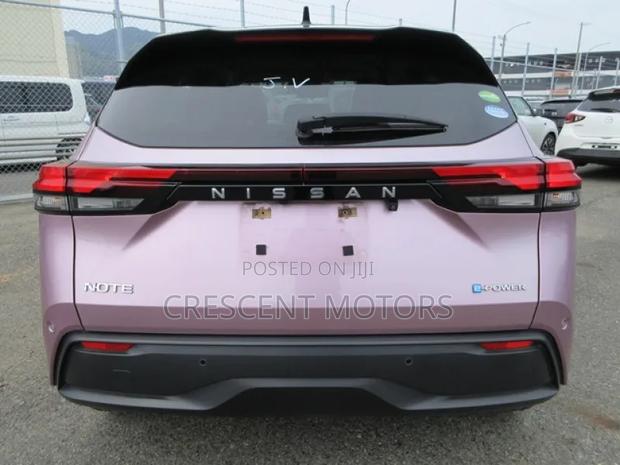 Nissan Note 1.2 Hybrid 2021 Pink