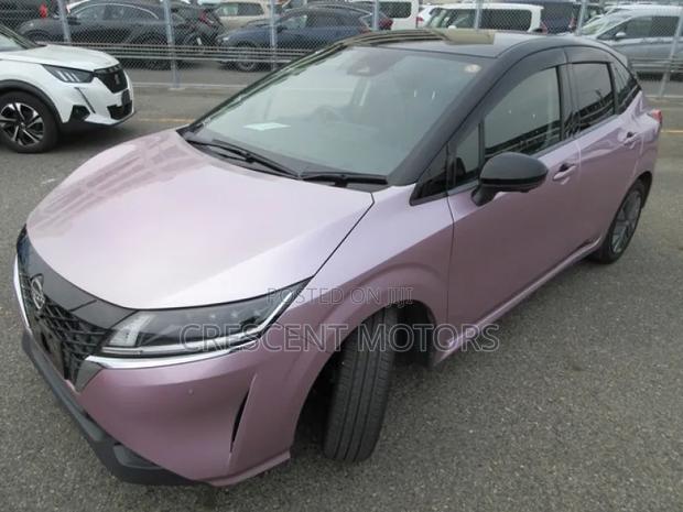 Nissan Note 1.2 Hybrid 2021 Pink