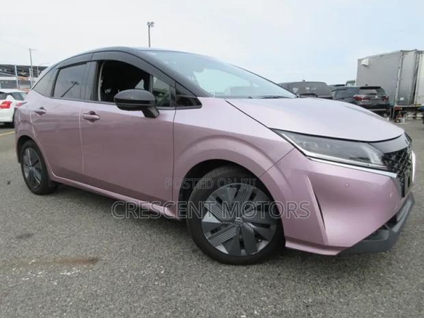 Nissan Note 1.2 Hybrid 2021 Pink