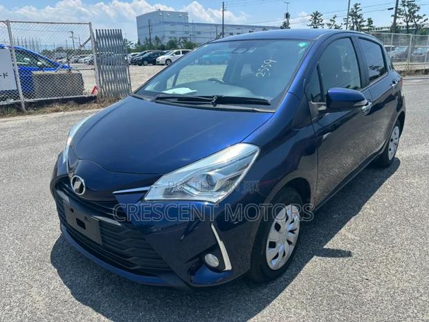 Toyota Vitz 2019 Blue