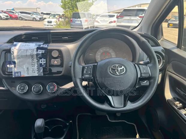 Toyota Vitz 2019 Blue