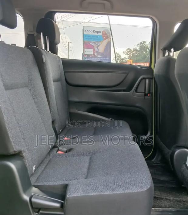 Toyota Sienta 2019 Green