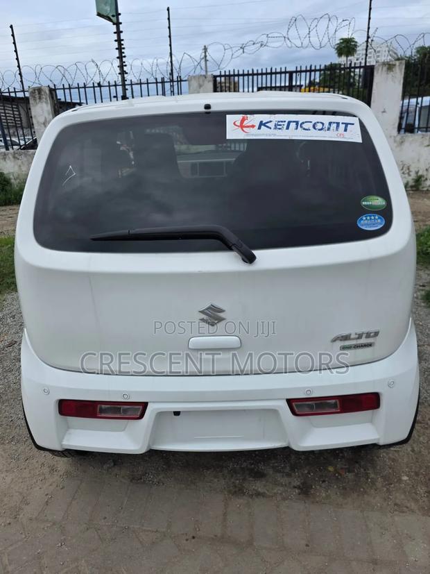 Suzuki Alto 2019 White