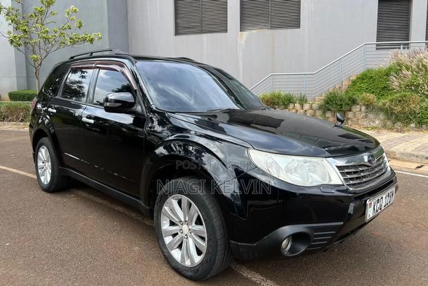Subaru Forester 2011 Black
