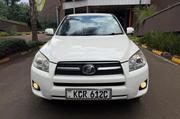 Toyota RAV4 2012 White for sale