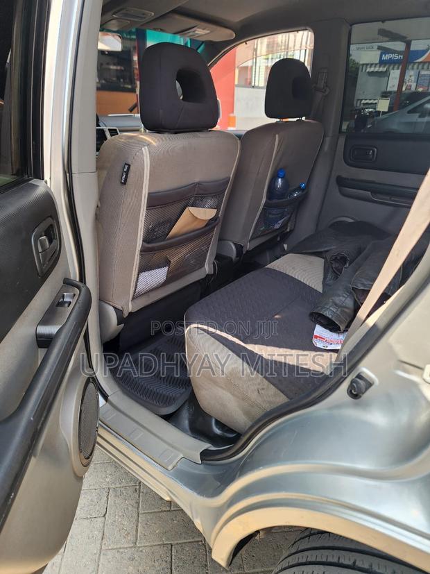 Nissan X-Trail 2005 Gray