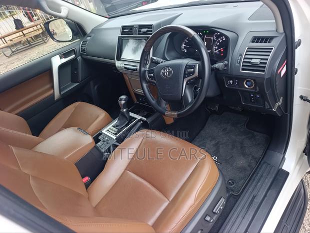 Toyota Land Cruiser Prado 2021