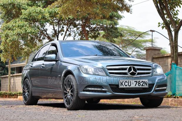 Mercedes-Benz C200 2012 Gray