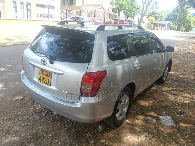 Toyota Corolla Fielder 2008 Silver