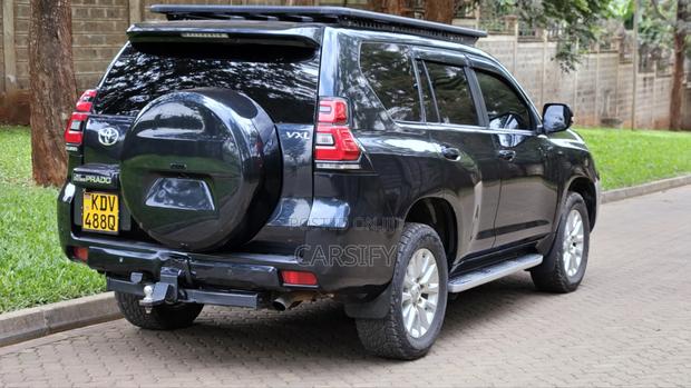 Toyota Land Cruiser Prado 2015 Black
