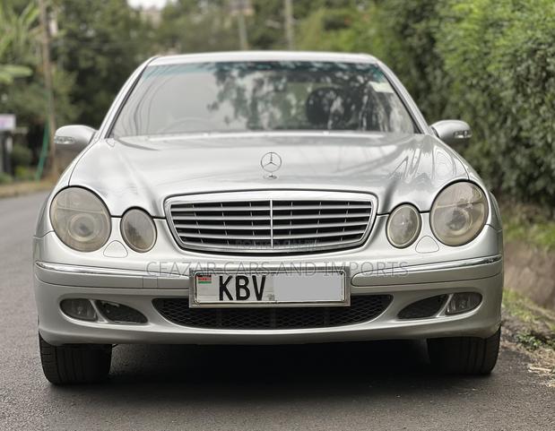 Mercedes-Benz E200 2006 Silver