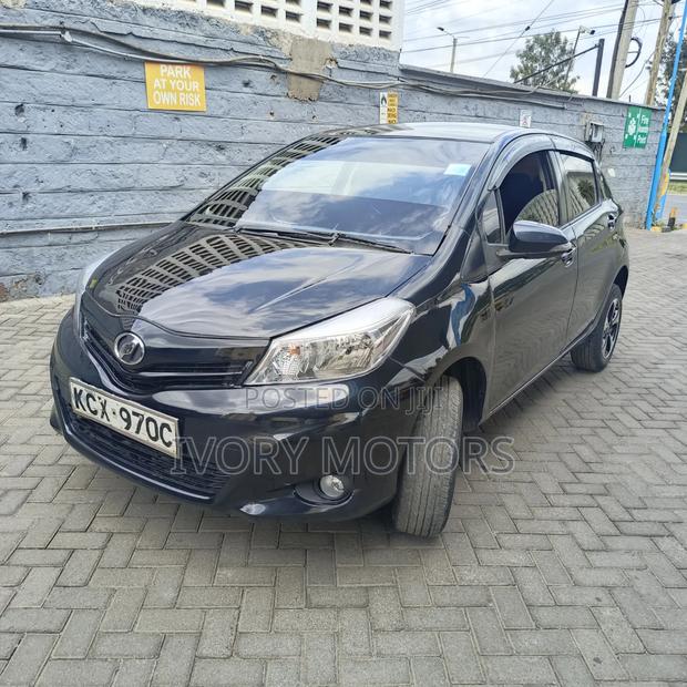 Toyota Vitz 2013 Black