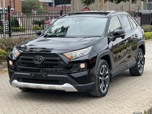 Toyota RAV4 Adventure 2019 Black