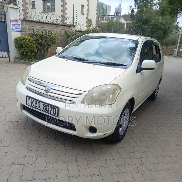 Toyota Raum 2007 White