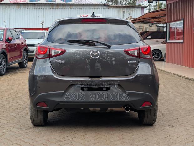 Mazda Demio 2019 Gray
