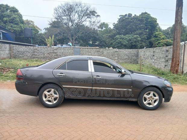 Toyota Mark II 2001 Gray