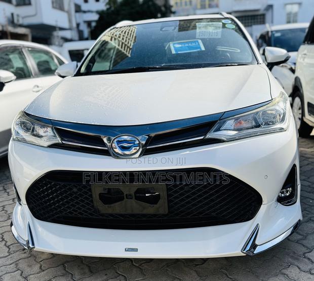 Toyota Corolla Fielder 2020 White