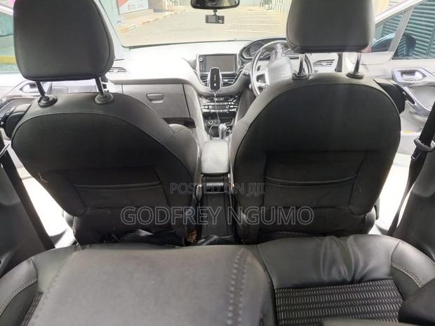 Peugeot 208 2014 White