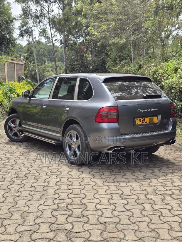 Porsche Cayenne Turbo 2005 Gray