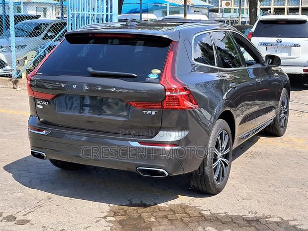 Volvo XC40 2019 Gray