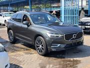 Volvo XC40 2019 Gray for sale