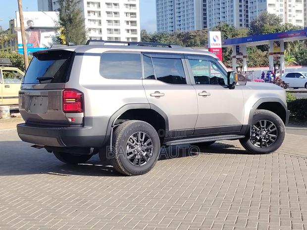 New Toyota Land Cruiser Prado 2.8 2024