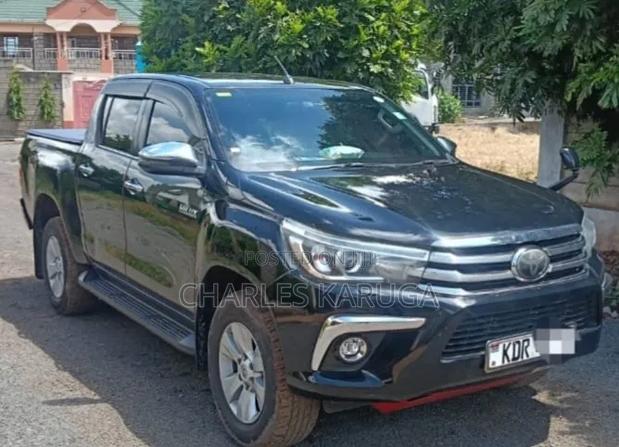 Toyota Hilux 2018 Black