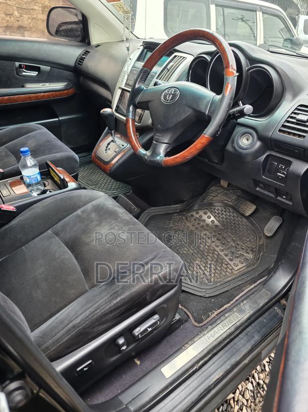 Toyota Harrier 2011 Black