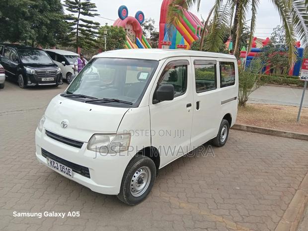 Toyota TownAce 2009 White