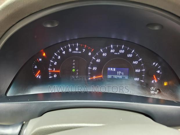 Toyota Camry 2009 Silver