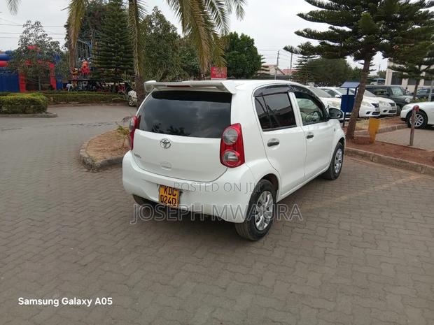 Toyota Passo 2014 White