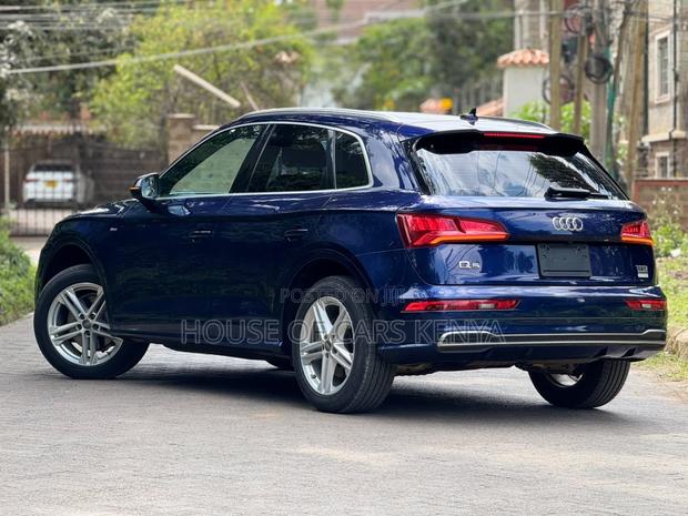 Audi Q5 2018 Blue