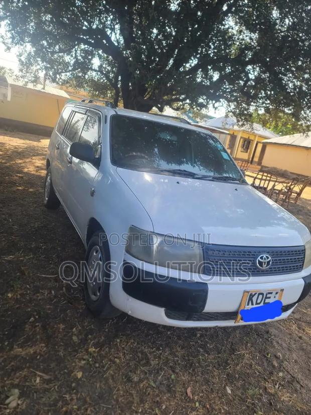 Toyota Probox 2014 White