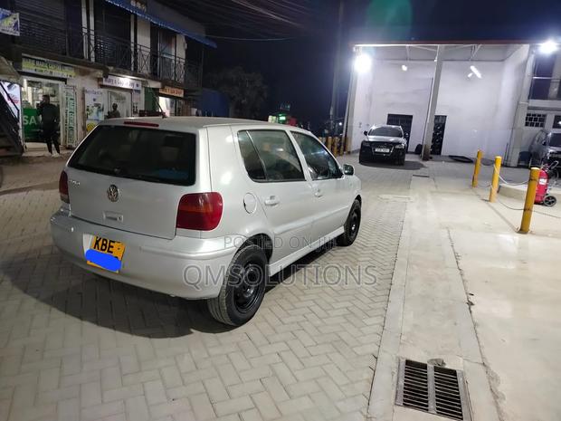 Volkswagen Polo 2001 Silver