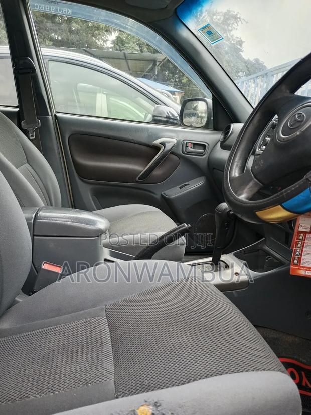 Toyota RAV4 2002 Beige
