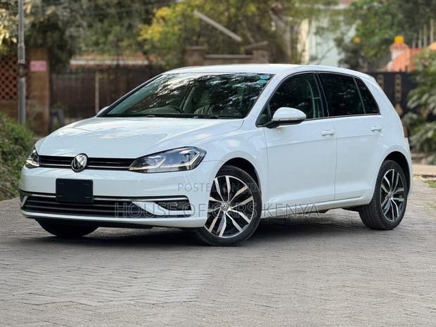 Volkswagen Golf 2019 White