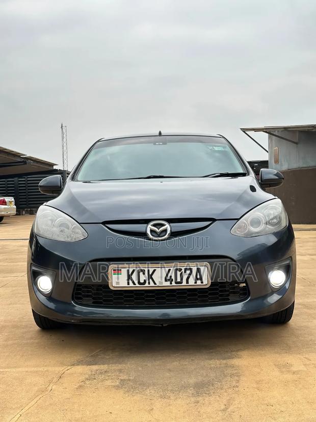 Mazda Demio 2009 Gray