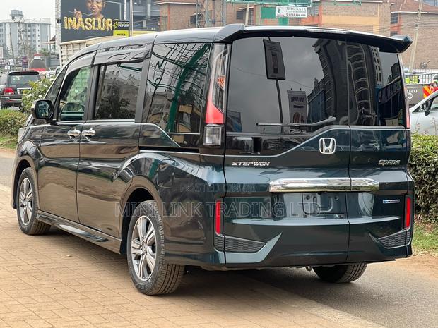 Honda Stepwgn 2019 Gray