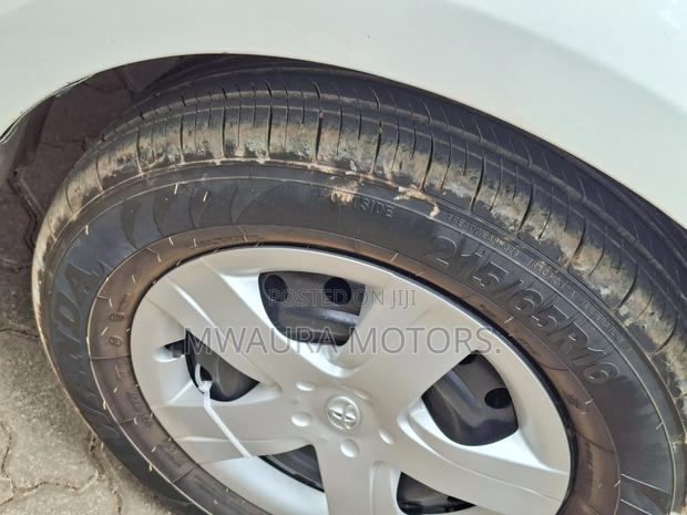Toyota Rush 2008 White