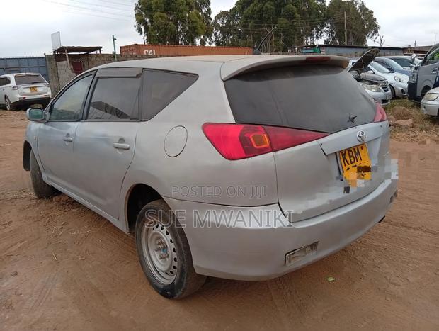 Toyota Caldina 2006 White