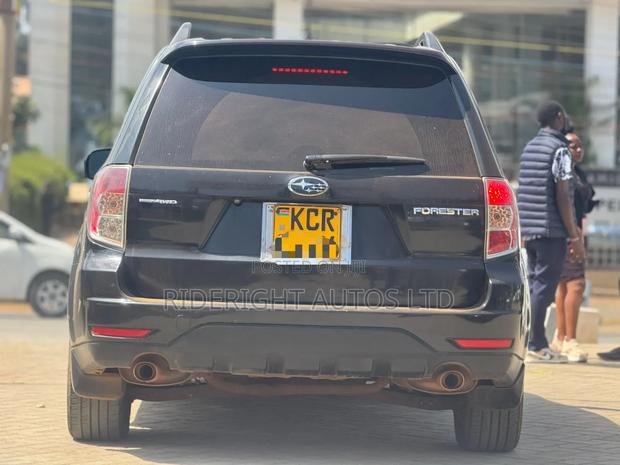 Subaru Forester 2012 Black