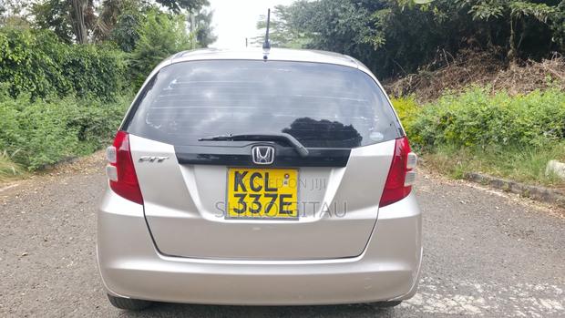 Honda Fit 2010 Gold