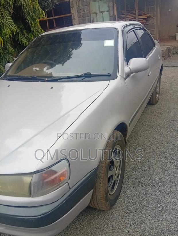 Toyota Corolla 1998 Silver