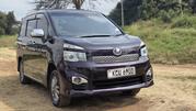Toyota Voxy 2012 Red for sale