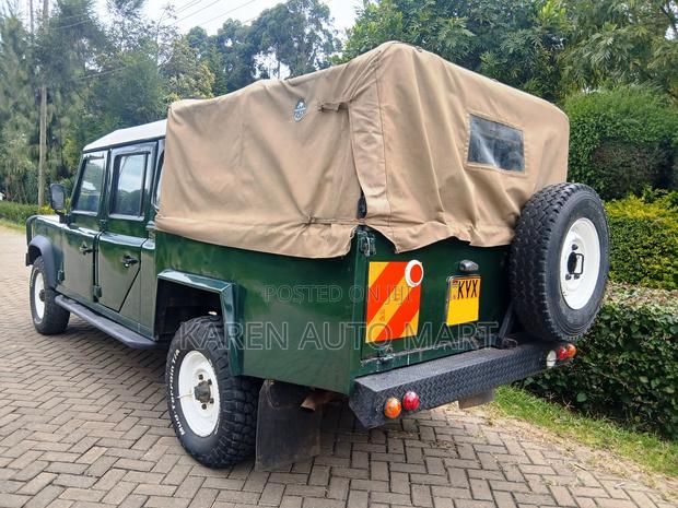 Land Rover Defender 1987 Green