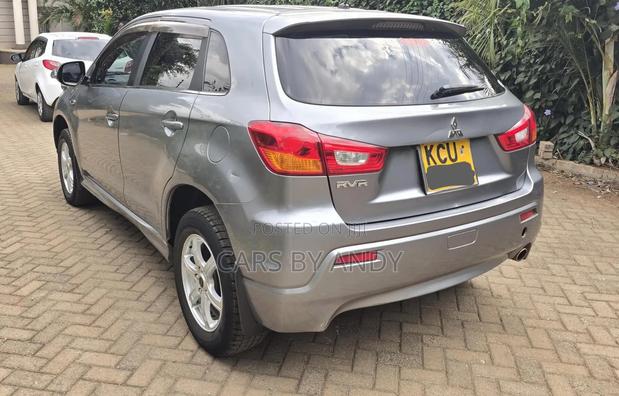 Mitsubishi RVR 2.0 2012 Gray