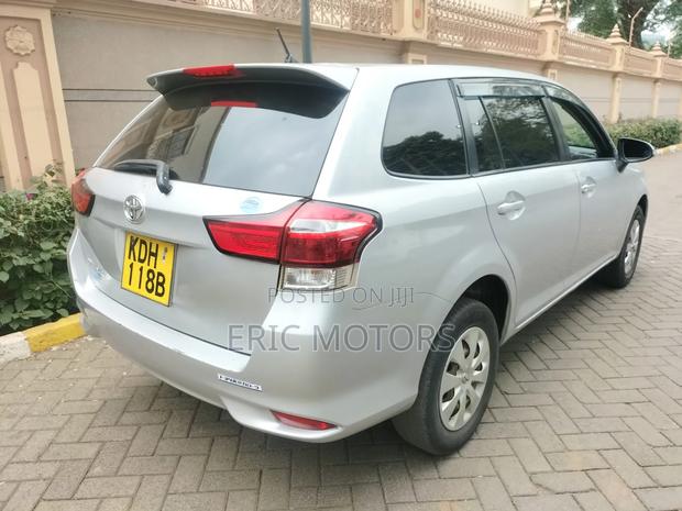 Toyota Corolla Fielder 2015 Silver