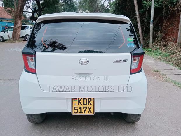 Daihatsu Mira 2017 White